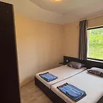 Relax In Kosharica
